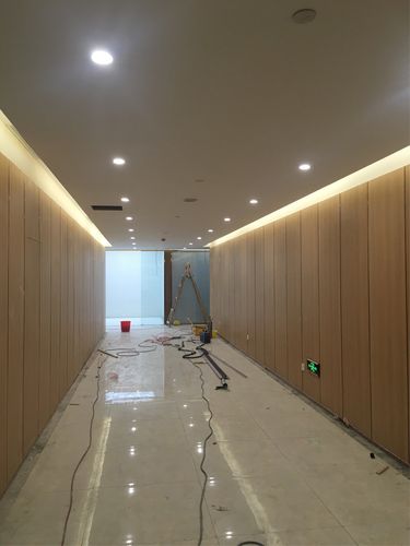 水湾自贸中心2楼室内装饰工程(赣深达)